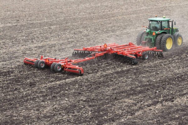 KUHN 4400 - aandrukrol voor zaaibedbereiding