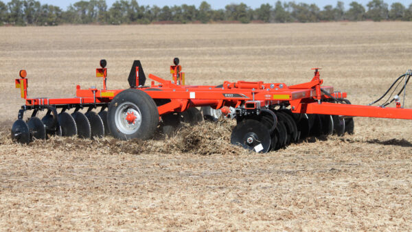 KUHN 8100 - tandem schijveneg voor zaaibedbereiding
