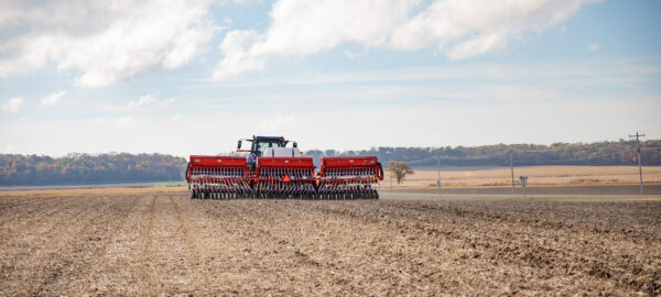 KUHN 9600 - opklapbare graanzaaimachine