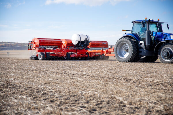 KUHN 9600 - opklapbare graanzaaimachine