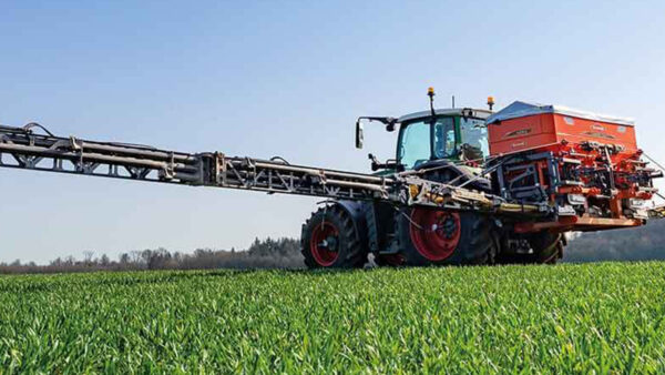 KUHN AERO 32.1 - aanbouw pneumatische kunstmeststrooier