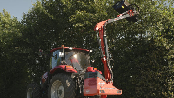 KUHN AGRI-LONGER GII M - heggen- en bermmaaier met mechanische beveiliging