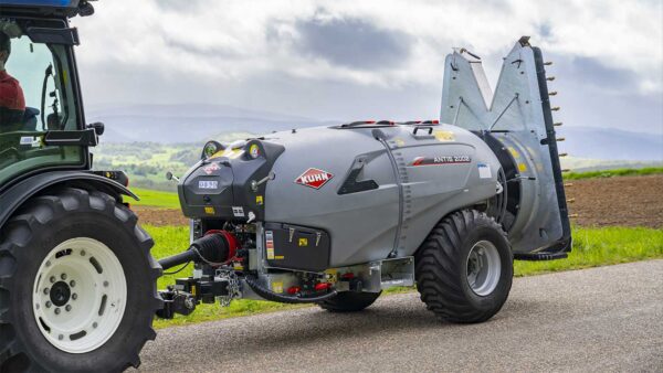 KUHN ANTIS 2 - getrokken boomgaard- en wijngaardspuit