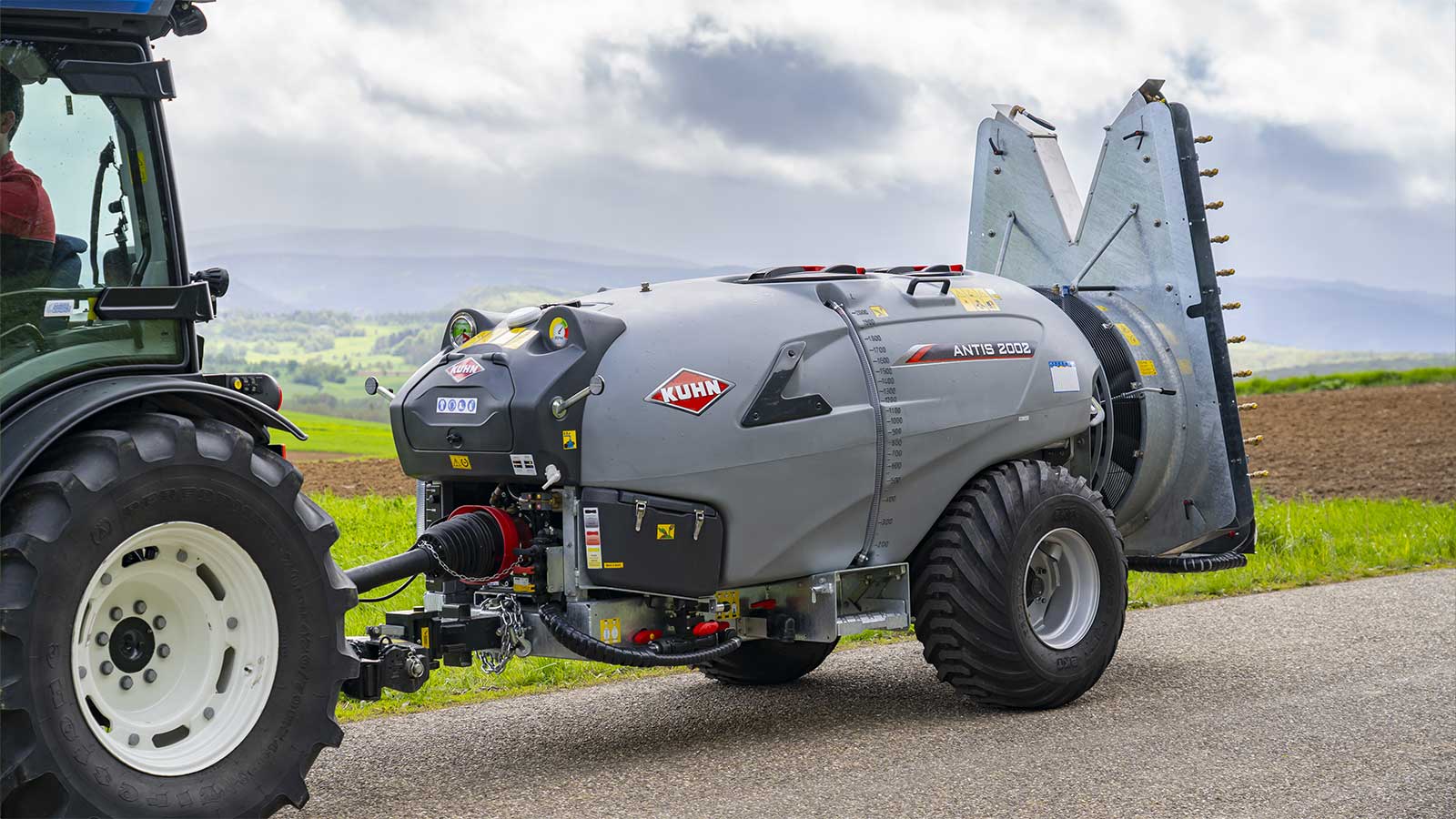 KUHN ANTIS 2 - getrokken boomgaard- en wijngaardspuit