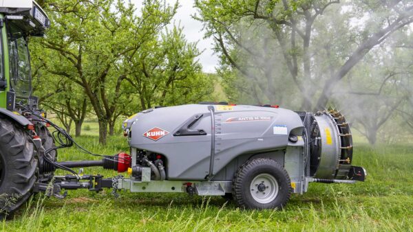 KUHN ANTIS M 2 - getrokken boomgaard- en wijngaardspuit
