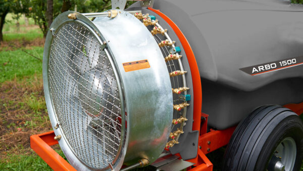 KUHN ARBO AXIAL - boomgaardspuit met axiale turbine