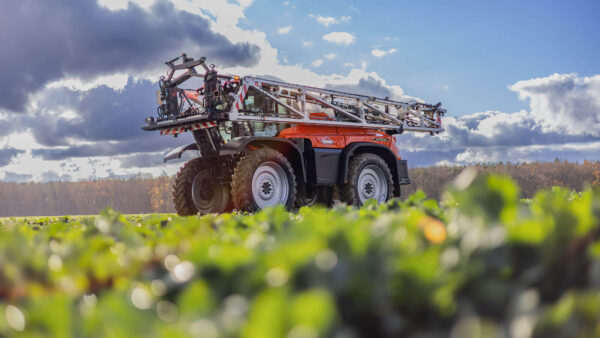 KUHN ARTEC F40 EVO - zelfrijdende veldspuit