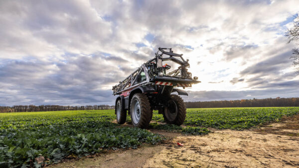 KUHN ARTEC F40 EVO - zelfrijdende veldspuit
