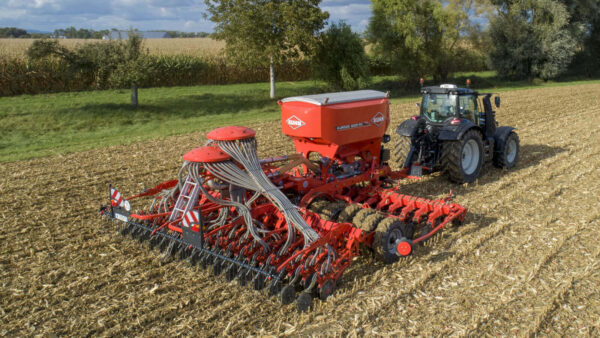 KUHN AUROCK - getrokken no-till pneumatische zaaimachine