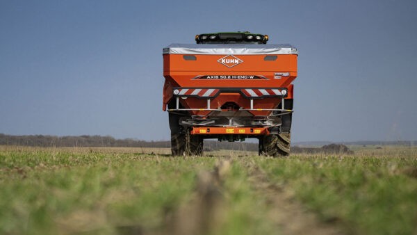 KUHN AXIS - aanbouw kunstmeststrooier met tweeschijvensysteem