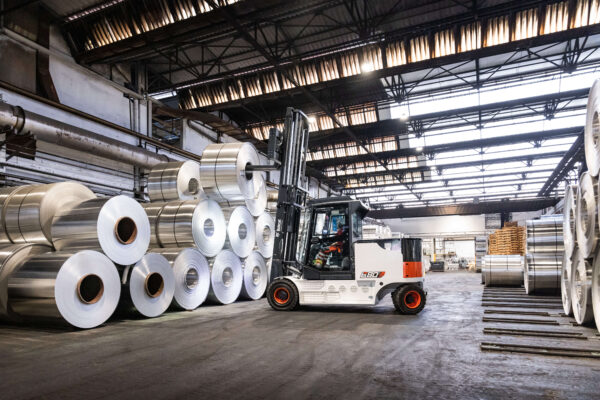 Bobcat B100NS heftruck