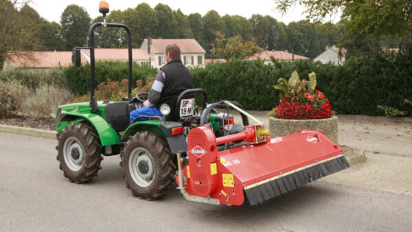 KUHN BE 10 - klepelmaaier voor groenonderhoud