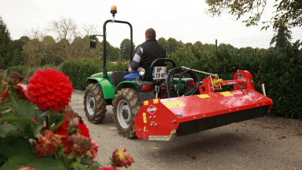 KUHN BE 10 - klepelmaaier voor groenonderhoud