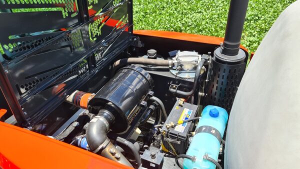 KUHN BOXER H - zelfrijdende veldspuit met hydrostatische aandrijving