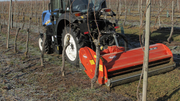KUHN BV / BVR 100 - klepelmaaier voor wijngaarden en boomgaarden