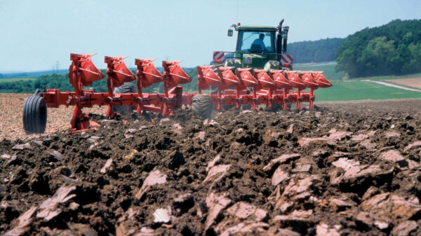 KUHN CHALLENGER - halfgedragen wentelploeg voor krachtige tractoren