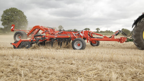 KUHN CULTIMER M / L - stoppelcultivator met tanden