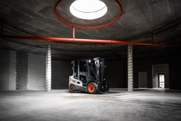 Bobcat D25S-9 heftruck