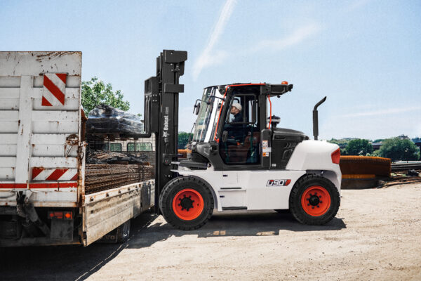 Bobcat D90S-9 heftruck