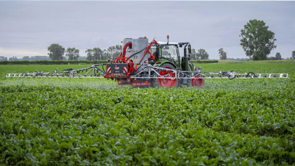 KUHN DELTIS 2 - aanbouw veldspuit