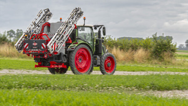 KUHN DELTIS 2 - aanbouw veldspuit