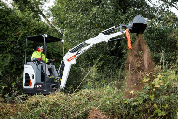 Bobcat E17z Minigraafmachine, R2-Series