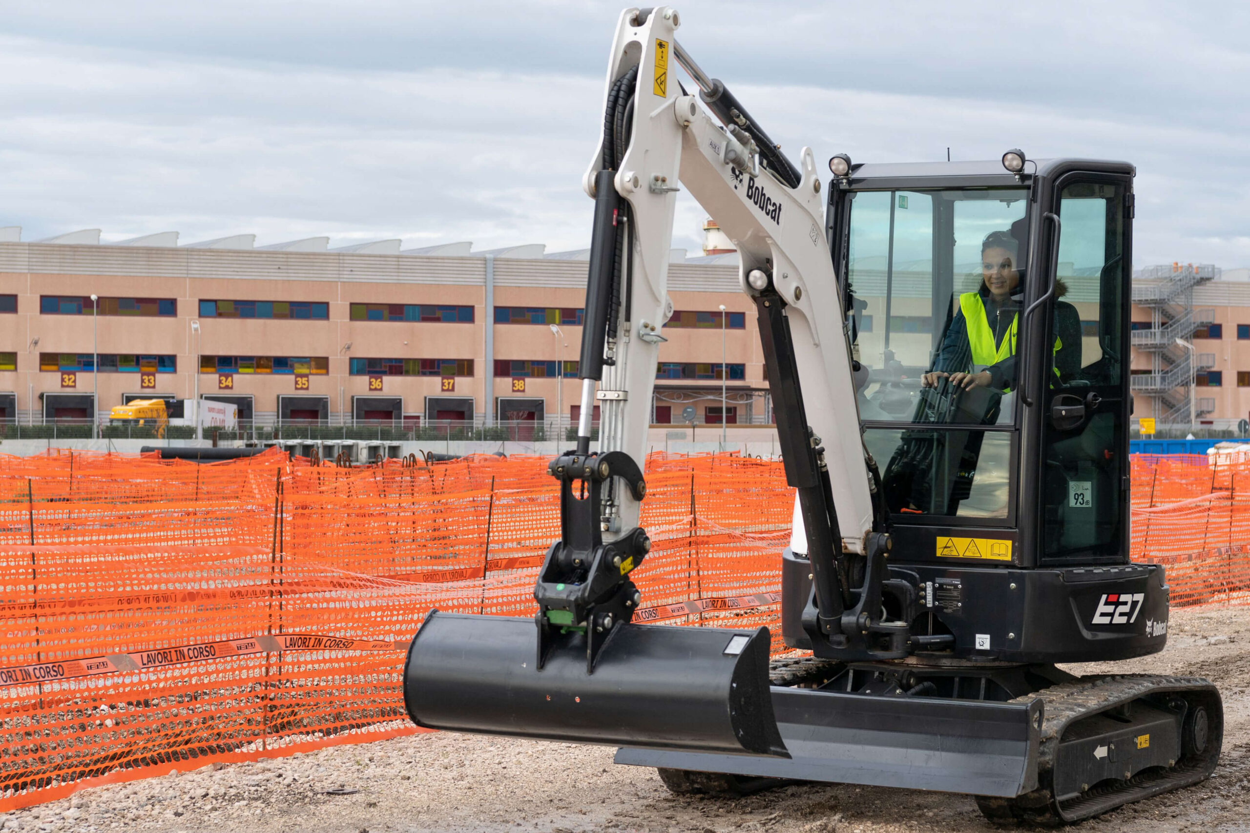 Bobcat E27 Minigraafmachine - Afbeelding 2