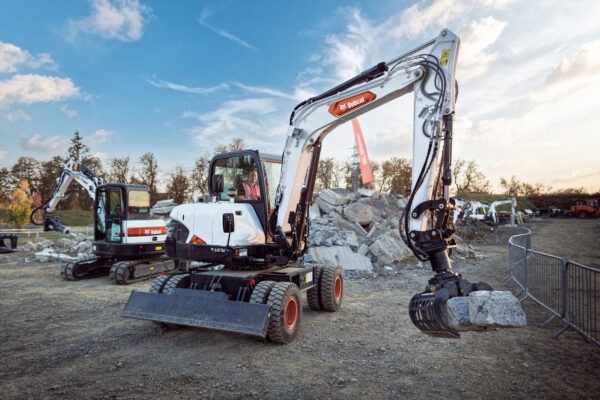 Bobcat E57W compacte graafmachine