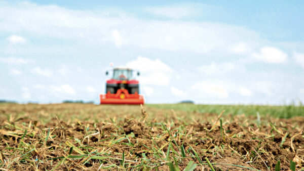 KUHN EL 122 tot 402 R - frees voor intensieve grondbewerking
