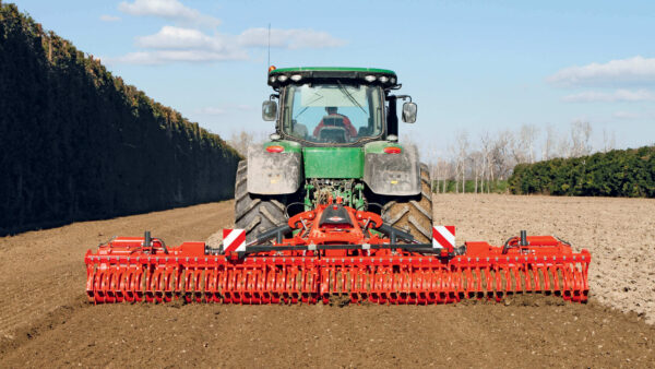 KUHN EL 122 tot 402 R - frees voor intensieve grondbewerking