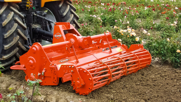 KUHN EL 62 / 82 / 92 - frees voor wijn- en fruitteelt