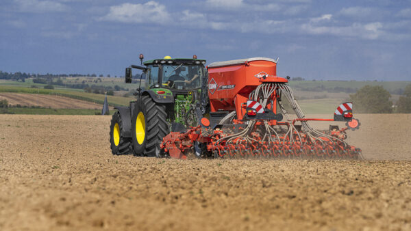 KUHN ESPRO RC - getrokken min-till zaaimachine met dubbele tank