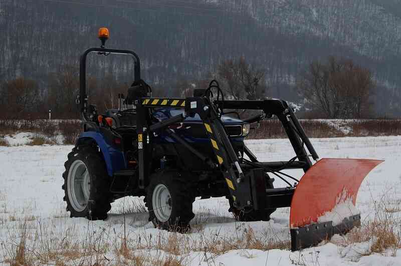 Farmtrac 26 4WD - compacte 4WD-landbouwtractor voor tuin en boomgaard - Afbeelding 8