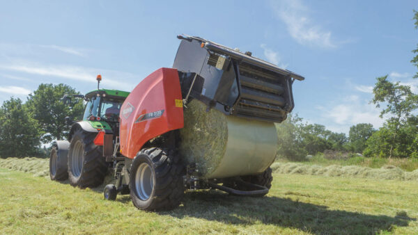 KUHN FB 3130 / 3135 - ronde balenpers met vaste perskamer