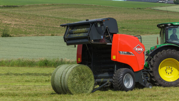 KUHN FB 3130 / 3135 - ronde balenpers met vaste perskamer