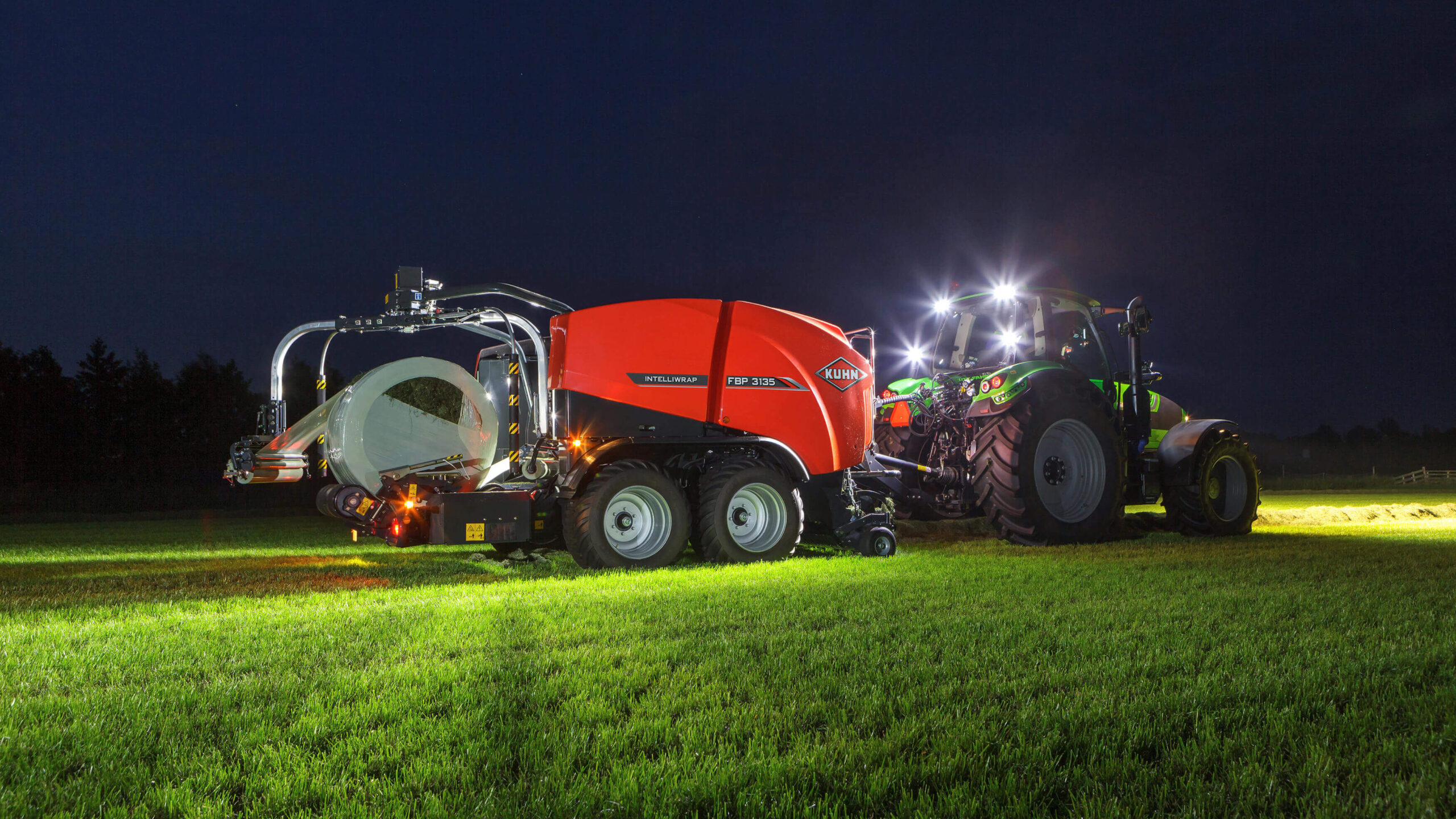 KUHN FBP 3135 - pers-wikkelcombinatie met vaste perskamer