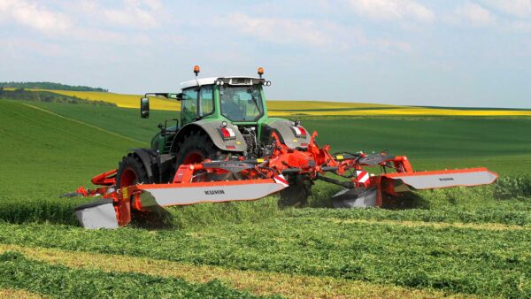 KUHN FC 1030 - triple schijvenmaaier-kneuzer