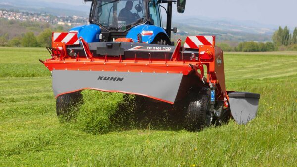 KUHN FC 1061 TC - getrokken schijvenmaaier-kneuzer met centrale dissel