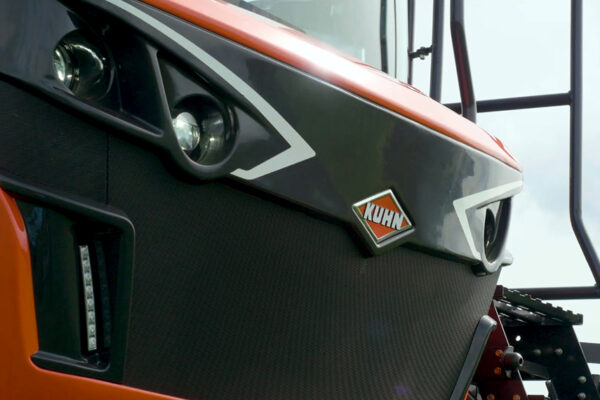 KUHN FIGHTER 3000 - zelfrijdende veldspuit