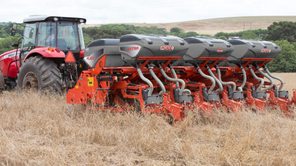 KUHN FLEX M - mechanische precisiezaaimachine met scharnierend frame