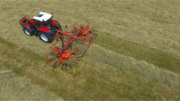 KUHN GA 1001 P / 1031 P - aanbouw cirkelhark met twee rotoren en middenafleg