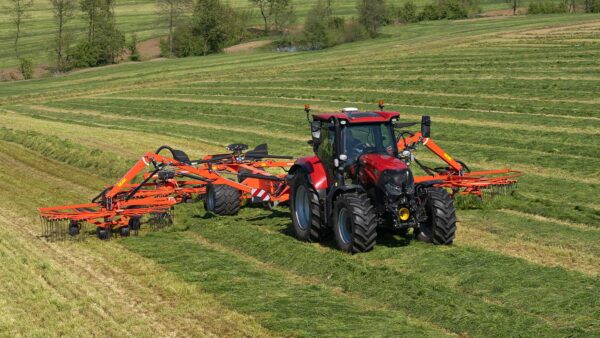 KUHN GA 10231 - cirkelhark met vier rotoren