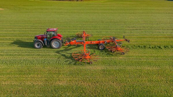 KUHN GA 10231 - cirkelhark met vier rotoren