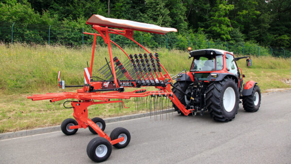 KUHN GA 1031 T - getrokken cirkelhark met één rotor