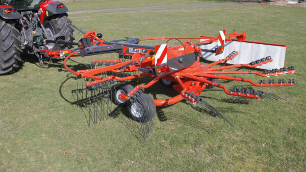 KUHN GA 1031 T - getrokken cirkelhark met één rotor