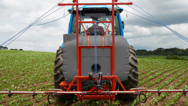 KUHN GARDIEN C - compacte aanbouw veldspuit