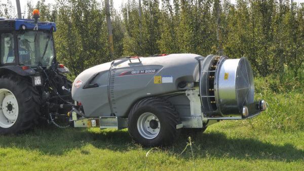 KUHN GEO M 2 - getrokken boomgaard- en wijngaardspuit