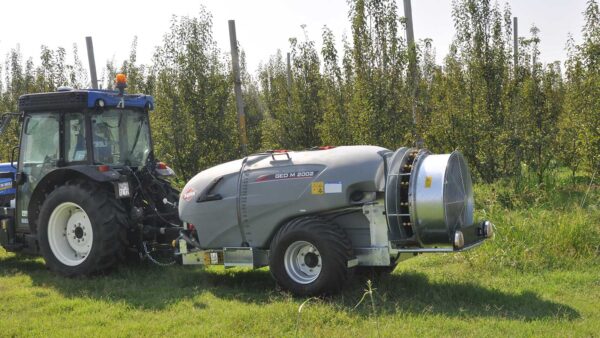 KUHN GEO M 2 - getrokken boomgaard- en wijngaardspuit