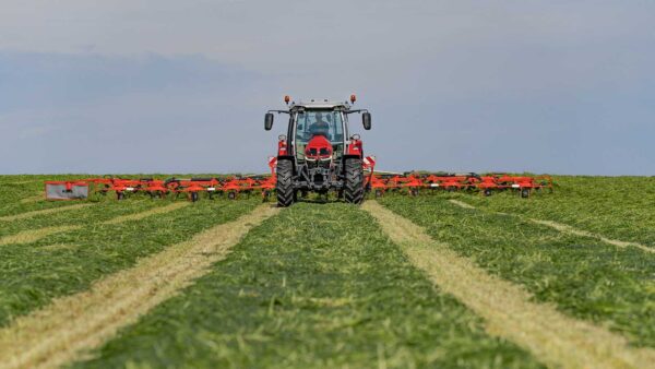 KUHN GF 13003 T - getrokken schudder van 13 meter