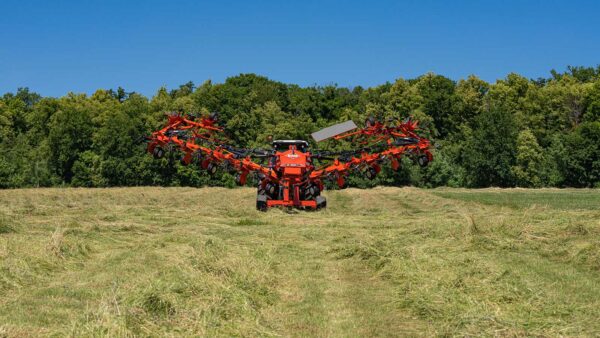 KUHN GF 15003 T / 17003 T - getrokken schudder met grote werkbreedte